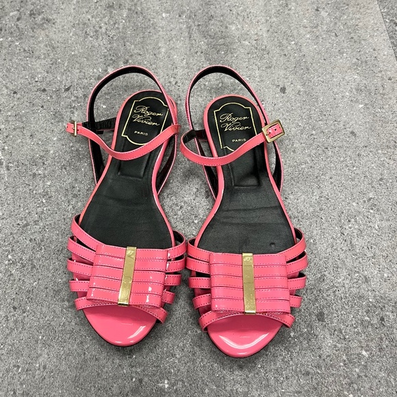 Roger Vivier Pink Sandals - Picture 2 of 14